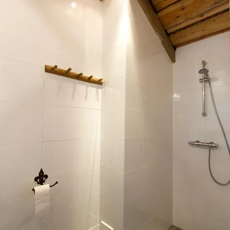 ファームステイ Logies Angelbeeck アッフェルデン