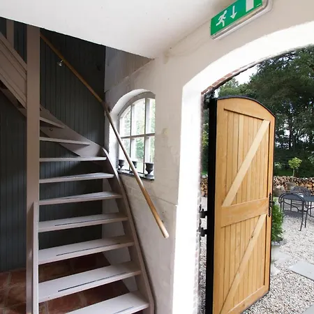 Logies Angelbeeck مزرعة للإقامة *